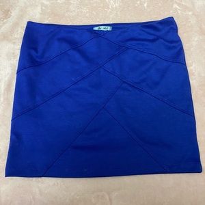 The Arte Skirt Large